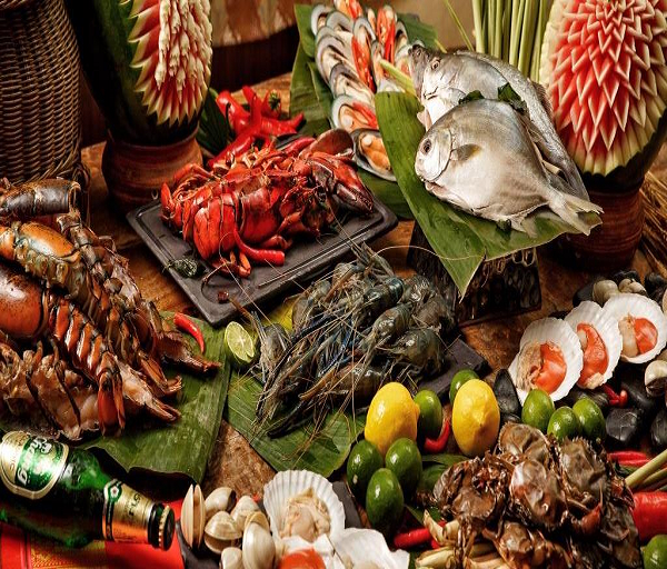 Saffron_Thai_Seafood_Feast_monthly