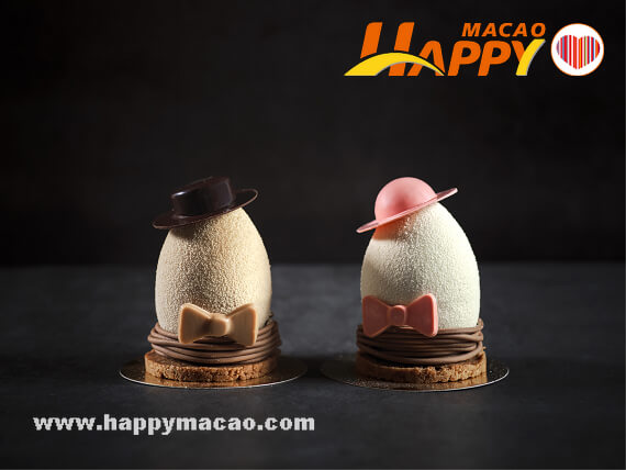 __Photo_Mr.__Mrs._Egg_1