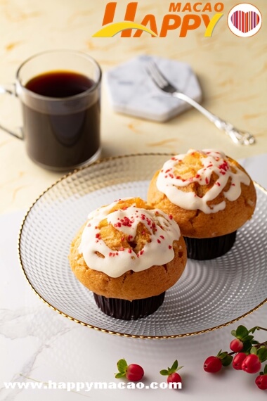 Starbucks_Mandarin_Orange_Muffin_1