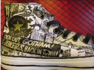 蝙蝠俠愛上Converse